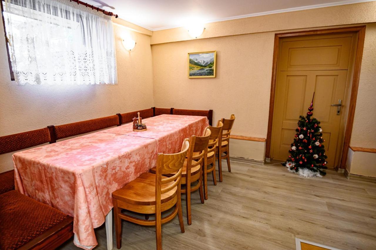 Lalev Guest House Bansko Exterior photo