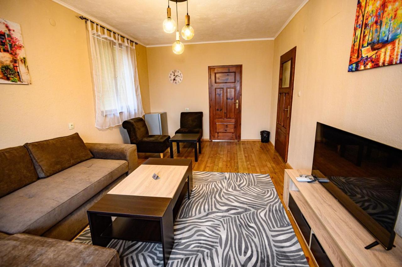 Lalev Guest House Bansko Exterior photo