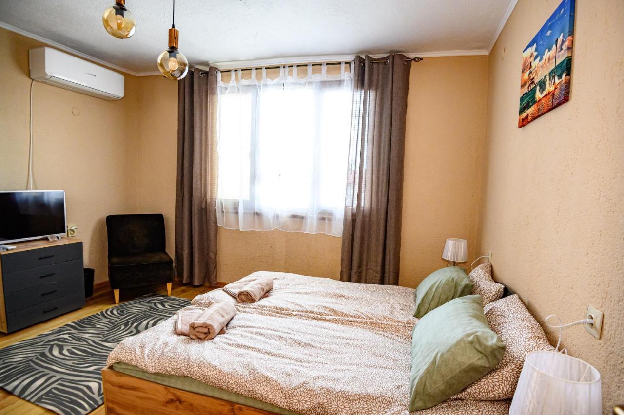 Lalev Guest House Bansko Exterior photo